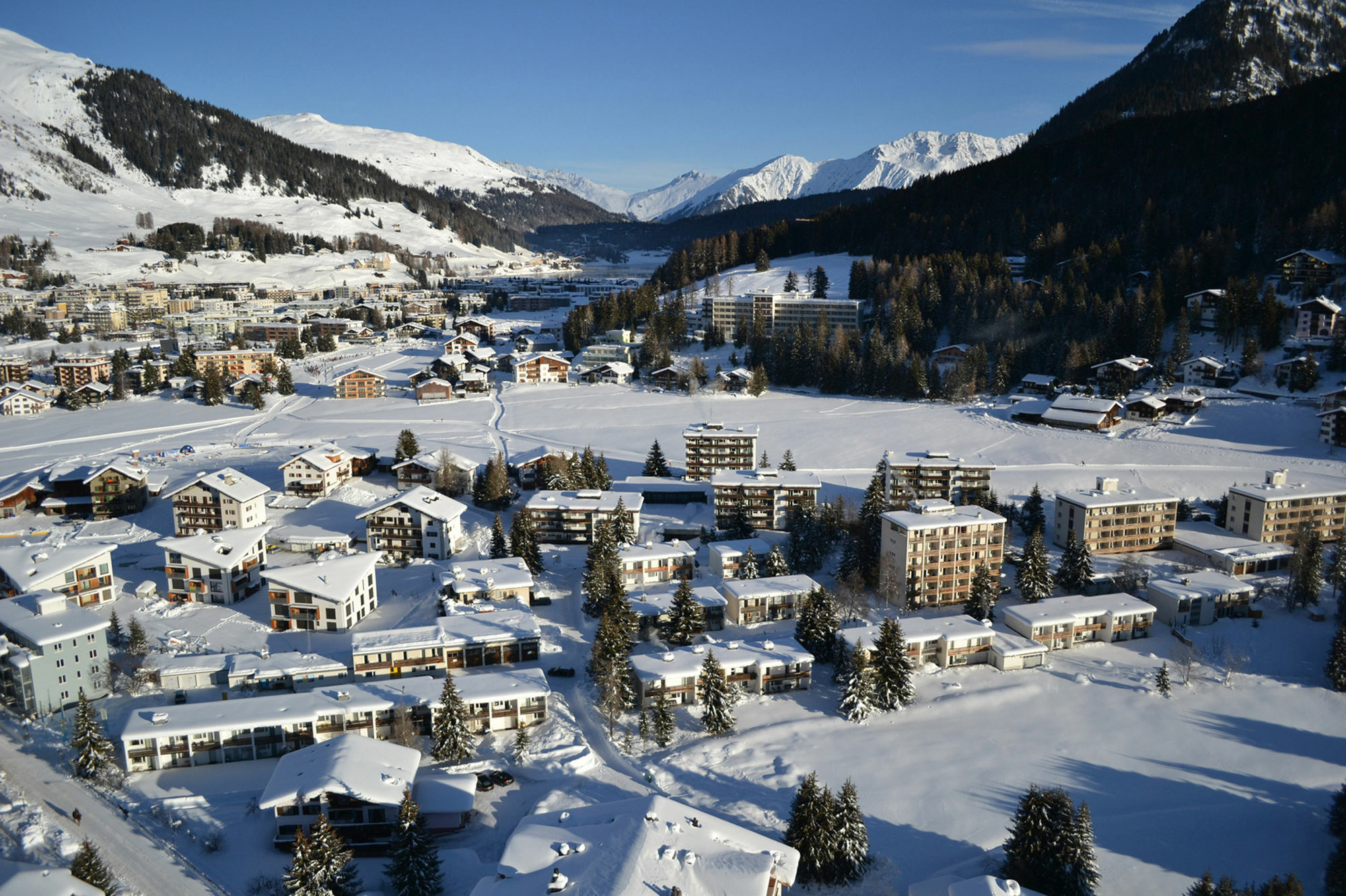 Private Holiday Homes By Solaria Davos Kültér fotó